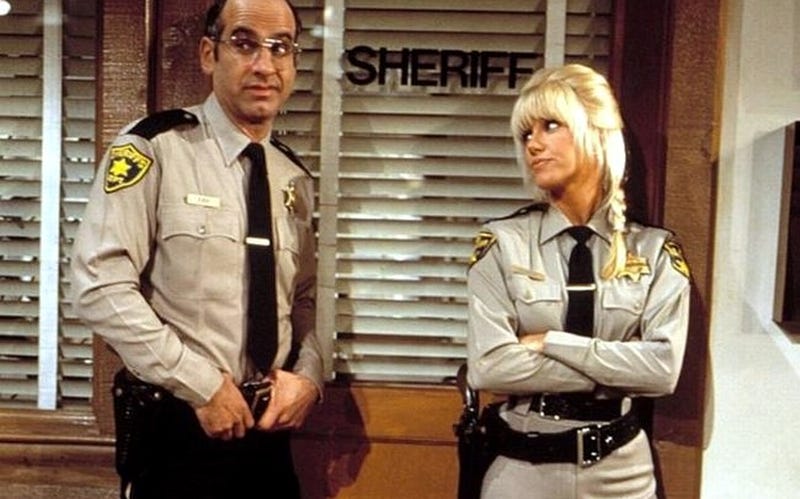 She's The Sheriff | Nostalgia Central