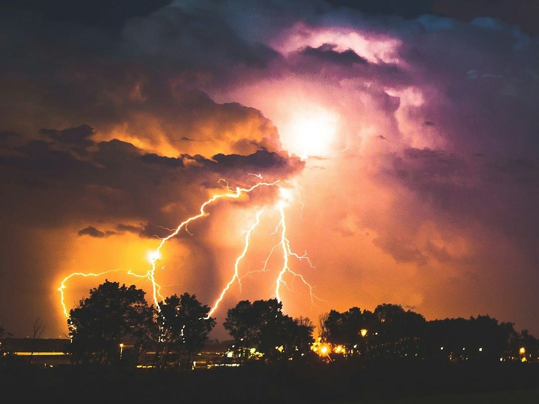 lightning strike at night lightning strike at night