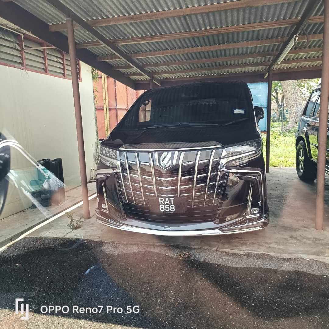 No description available.