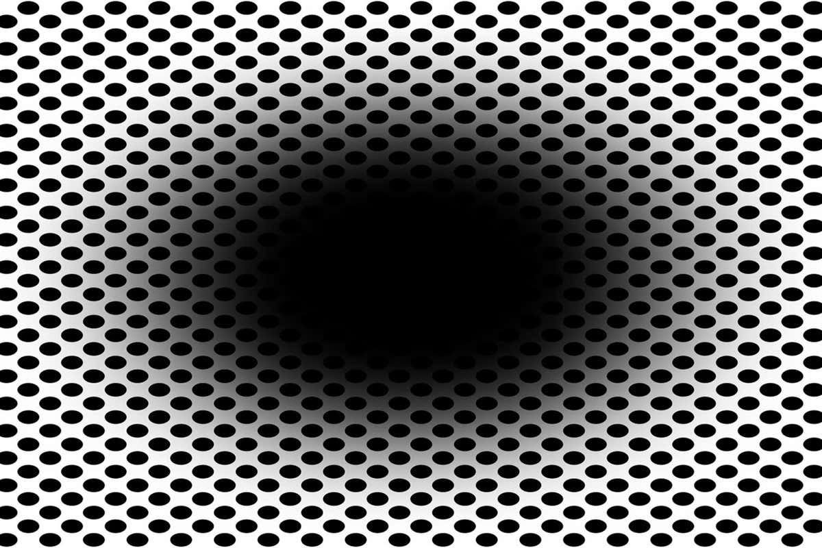 The expanding hole illusion seems to mess with your mind, but really your eyes are to blame The expanding hole illusion seems to mess with your mind, but really your eyes are to blame