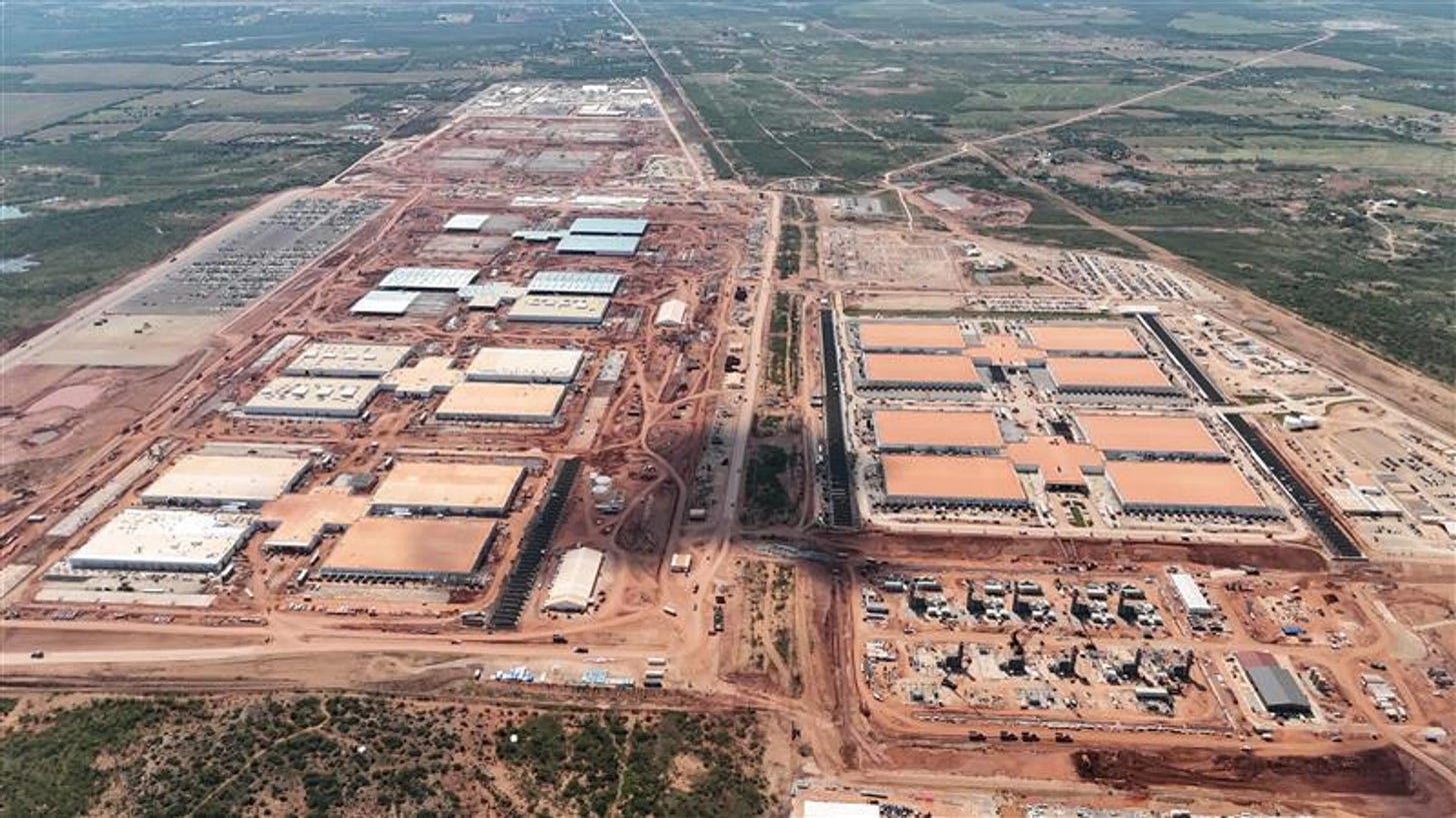 Crusoe Abilene Data Center | DPR Construction