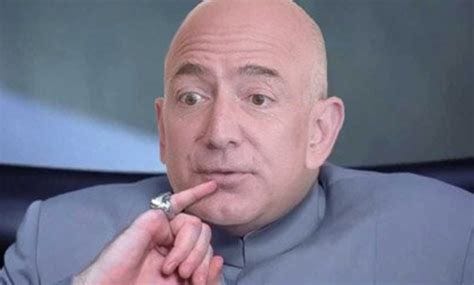 Jeff Bezos set to blast off with his big boy, penis shaped rocket