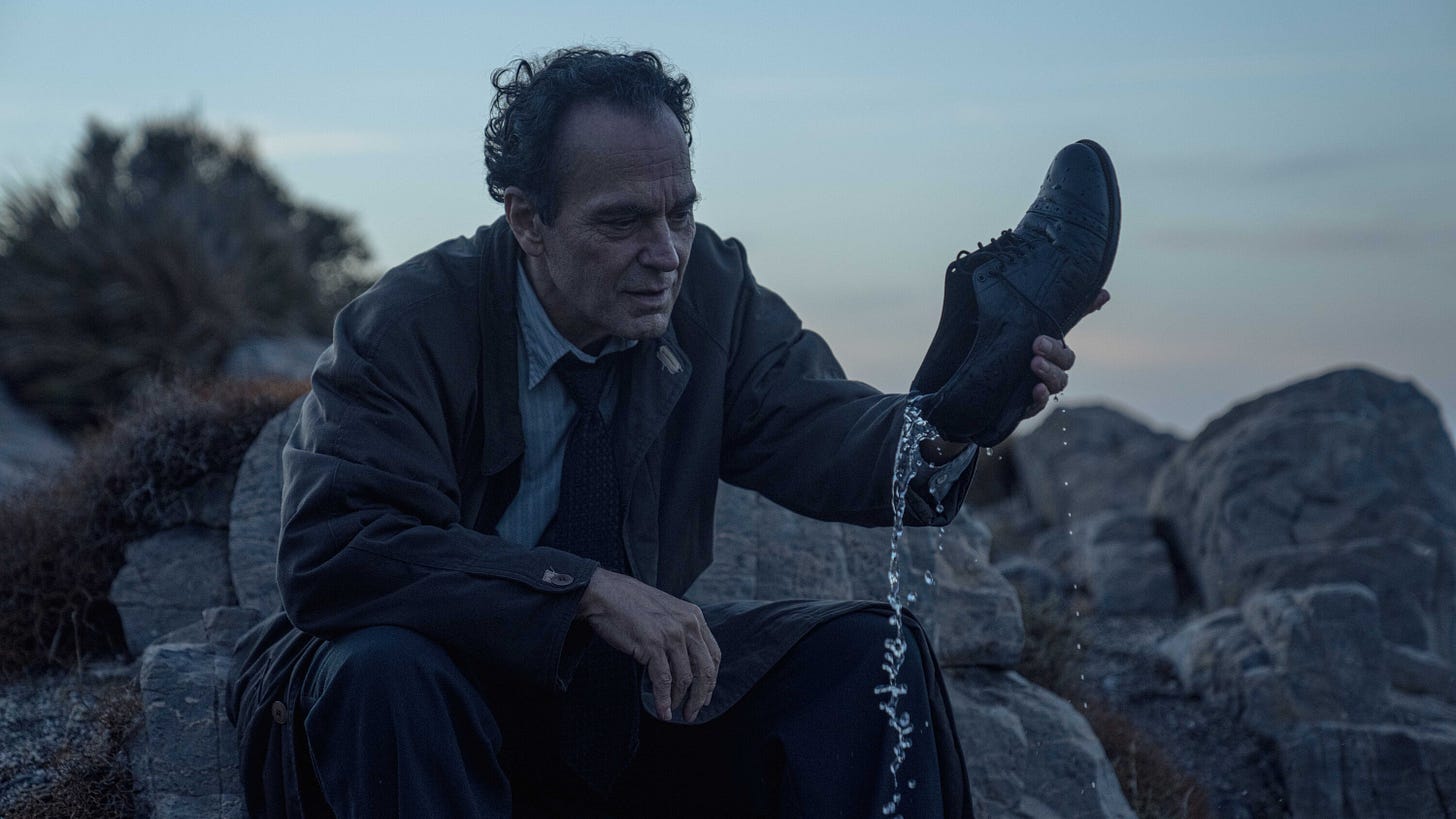 Close Your Eyes' Review: The Case of the Unfinished Film - The New York  Times