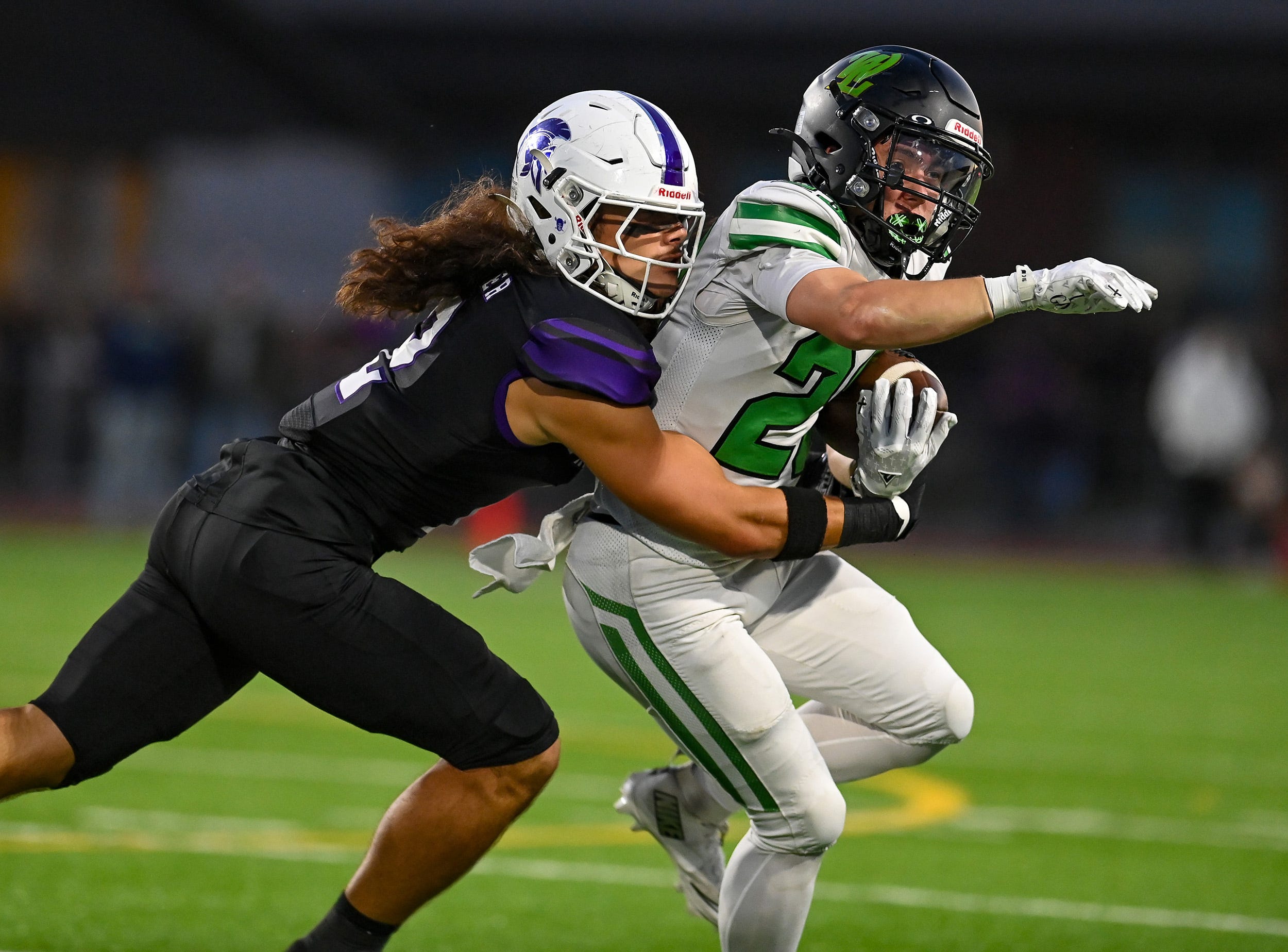 West Linn of Oregon visits Sumner - Vince Miller Photo