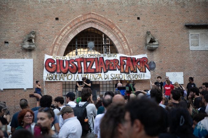 La chiamata per l'intervento della polizia che ha portato alla morte di  Abderrahim Fakir a Bologna