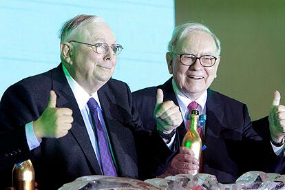 Charlie Munger, mano derecha de Warren Buffett, en el centro de todas las  miradas | Empresas
