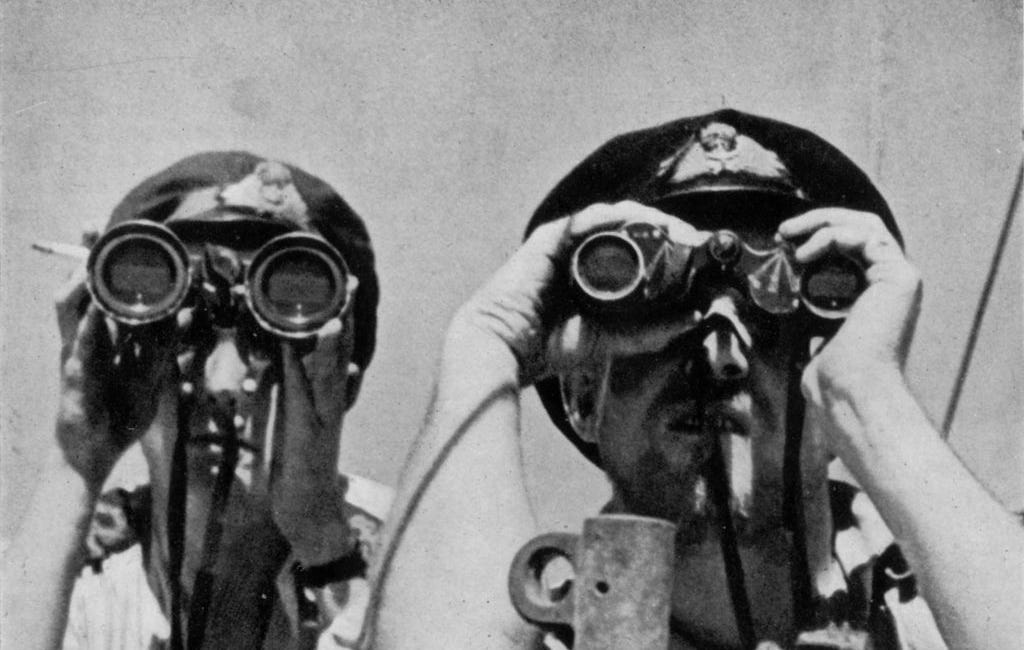 The Ancient Male Art of Monitoring the Situation