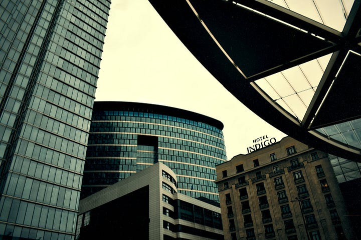 'Recuerdos de Gotham City' (2021) - Pablo Melgar © Place Rogier (Brussels)
