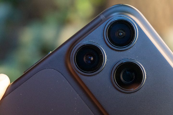 iPhone 18 Pro Max variable aperture