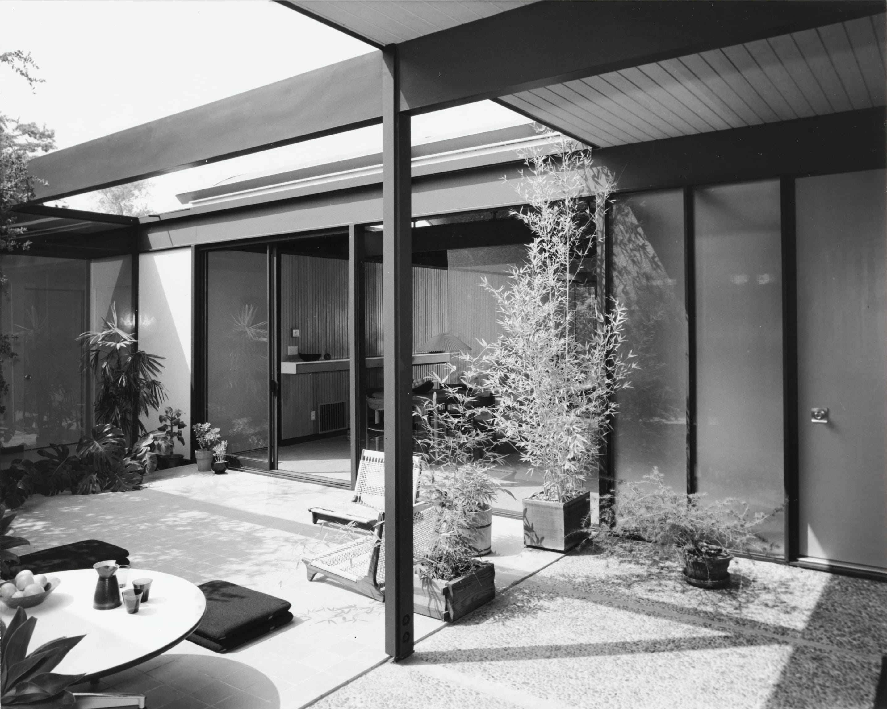 A Quiet Revolution in Plywood: The Case Study House 20