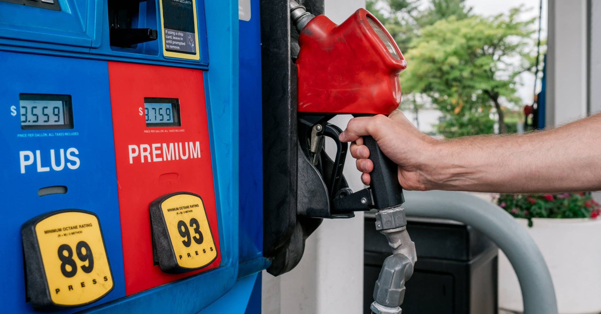 Bessent Warns Gas Stations to Drop Prices as Treasury Eyes “Bad Actors”
