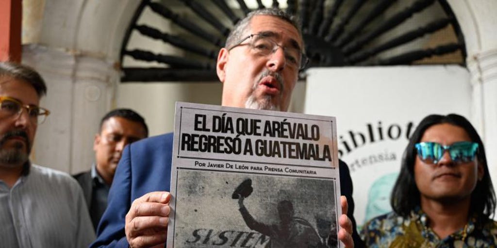 Las encuestas dan una cómoda victoria al centroizquierda a tres días de la  segunda vuelta en Guatemala