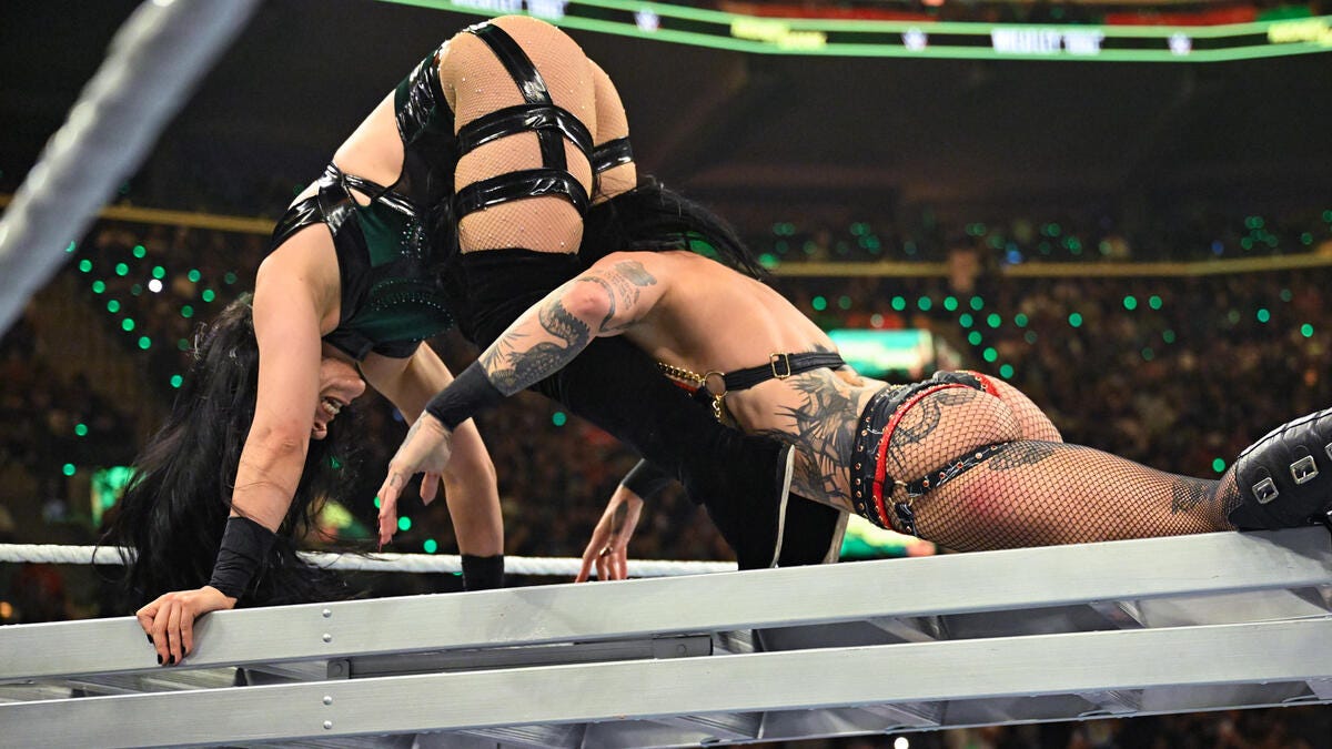 WWE Photo