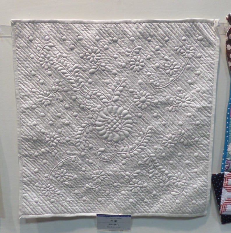 Small quilt - wholecloth quilting Small quilt - wholecloth quilting