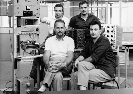 The P101 working group. Seated: Perotto on the left, De Sandre on the right. Standing: Garziera on the left, Toppi on the right.