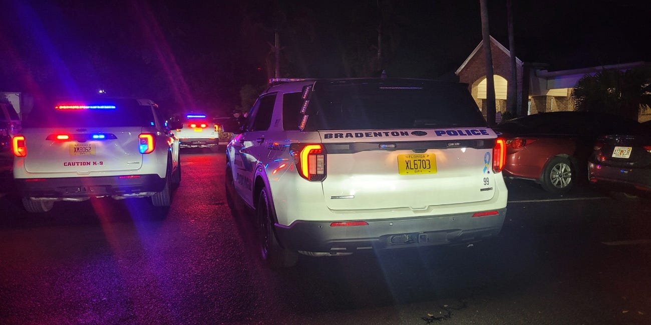 Child Dies in Drowning at Bradenton Apartment Complex, Mother Arrested