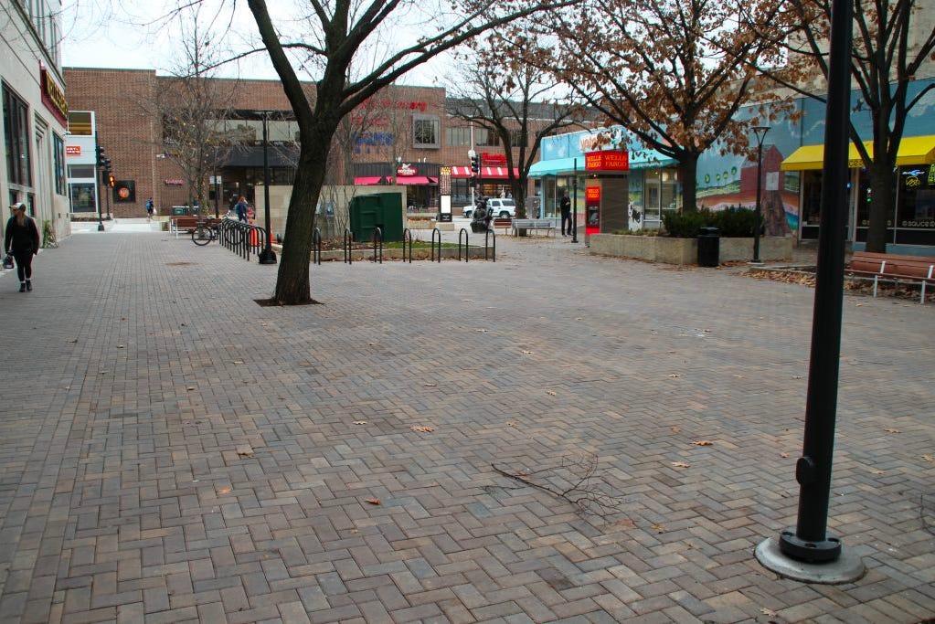 empty space on the ped mall