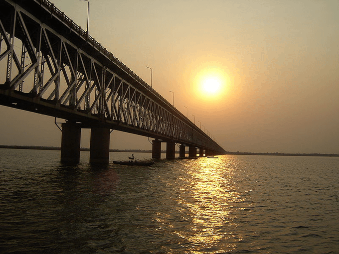 r/andhra_pradesh - If you had travelled on the Chennai-Howrah route by train, you would have gone over one of these bridges on the Godavari river near Rajahmundry at sometime or other. But how many of us know the history behind these iconic bridges?