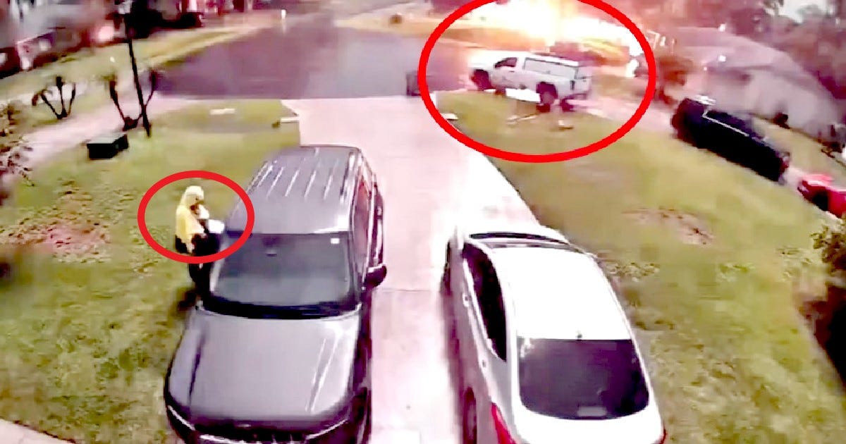 INSANE VIDEO: Footage Shows Florida Woman Narrowly Escaping as MASSIVE Lightning Strikes Just Behind Her – Paul Serran