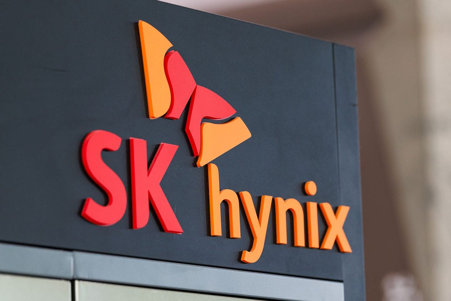 SK Hynix's U.S. Listing Will Test Investor Appetite For Memory Stocks SK Hynix's U.S. Listing Will Test Investor Appetite For Memory Stocks