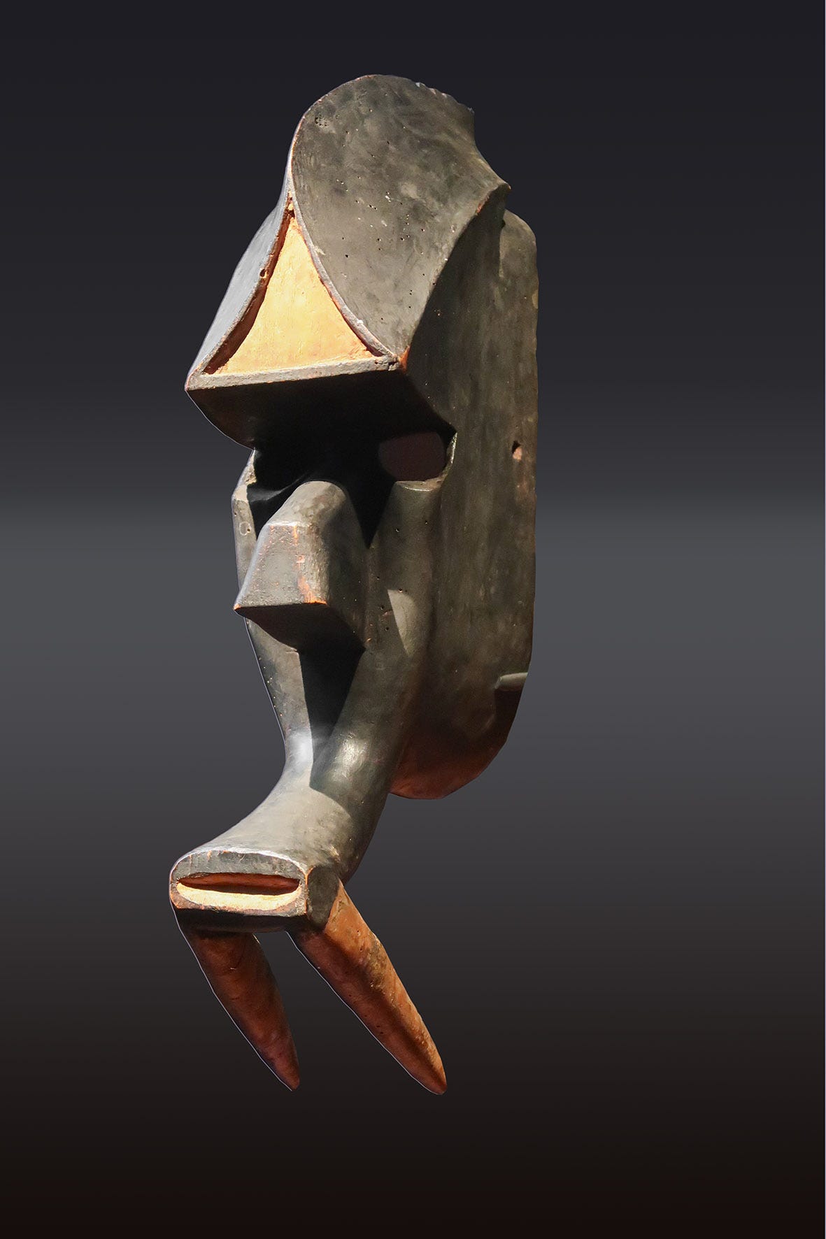 File:Beete Mask. Gorilla (Gon). Musée du quai Branly 73.963.0.189.jpg - Wikimedia Commons File:Beete Mask. Gorilla (Gon). Musée du quai Branly 73.963.0.189.jpg - Wikimedia Commons