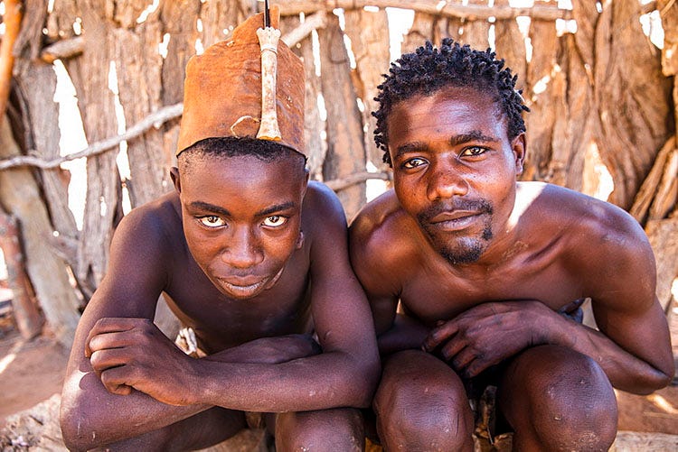 https://enviearth.com/wp-content/uploads/2020/05/himba-men.jpg