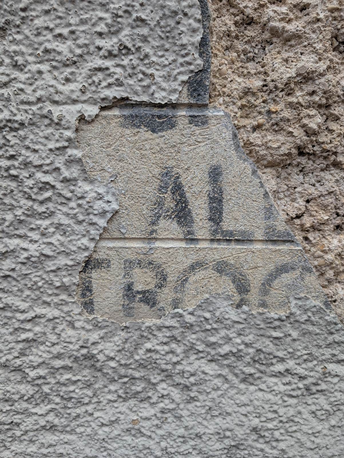 A close up of a wall

AI-generated content may be incorrect.