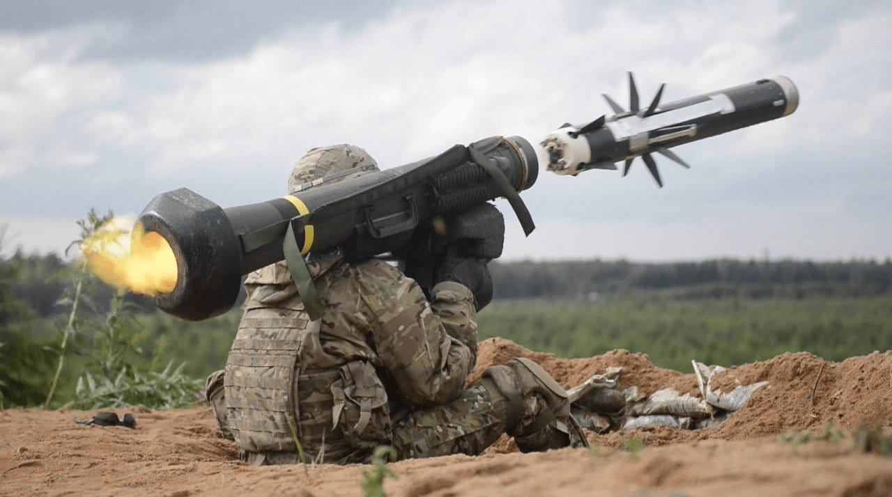 A FGM-148 Javelin missile. Photo by Minnesota National Guard by Sgt. 1st Class Ben Houtkooper. A FGM-148 Javelin missile. Photo by Minnesota National Guard by Sgt. 1st Class Ben Houtkooper.