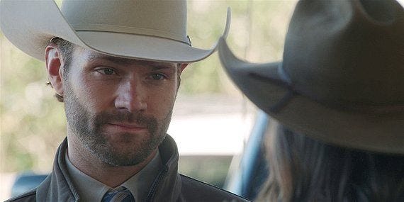 Walker Jared Padalecki giving puppy eyes to Cassie on 2.10. Walker Jared Padalecki giving puppy eyes to Cassie on 2.10.