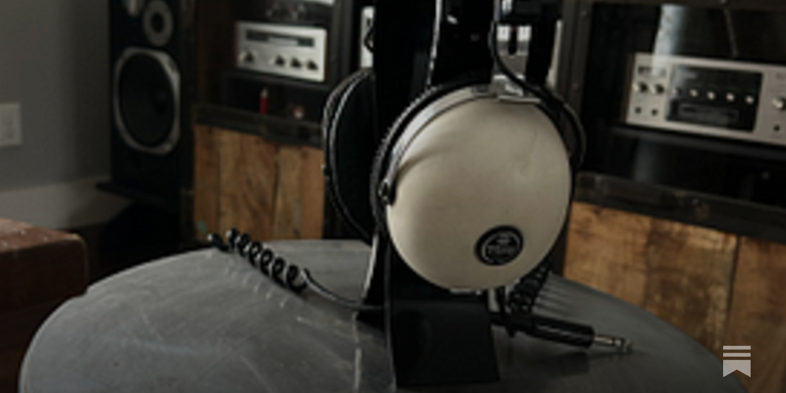 Headphone Review: Pioneer SE-30 - by Blake Charles Donley
