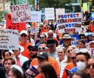 GettyImages-1241248939 gun control protest
