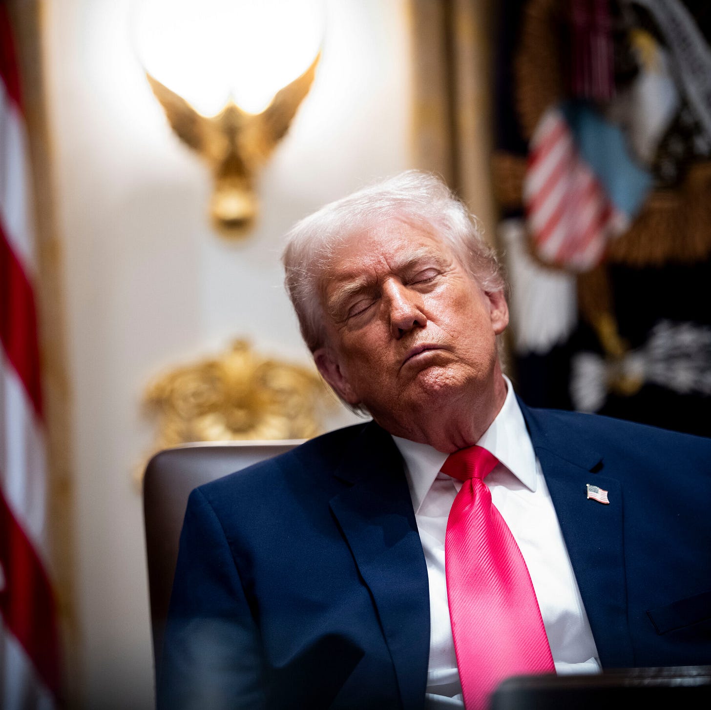 Trump Appears to Doze Off During Cabinet Meeting