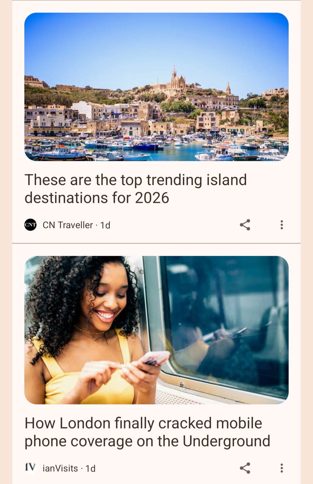 Two articles with different headlines types in Google Discover