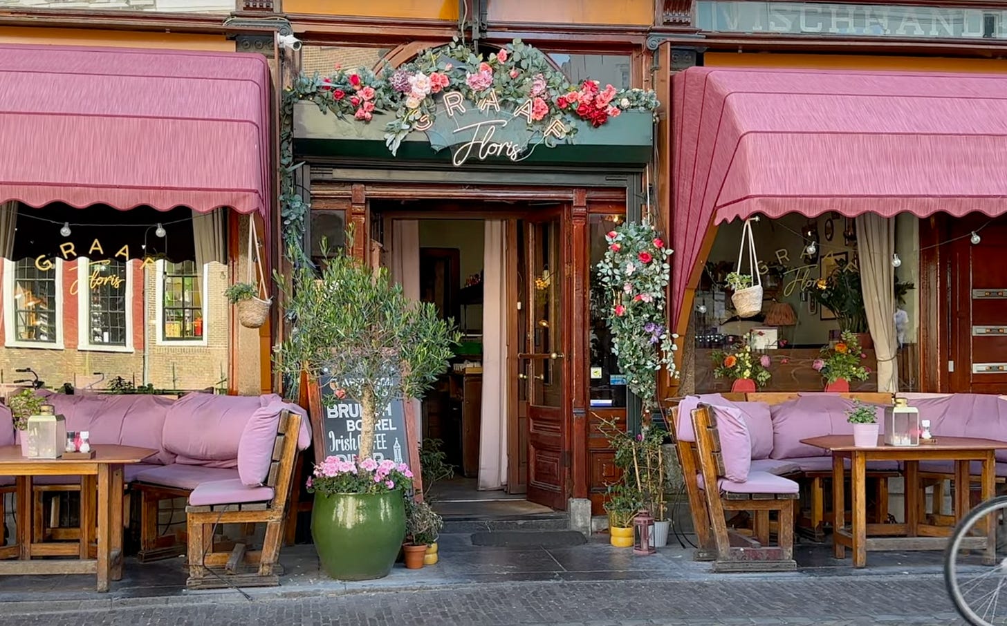 Graaf Floris Cafe - Utrecht, Netherlands