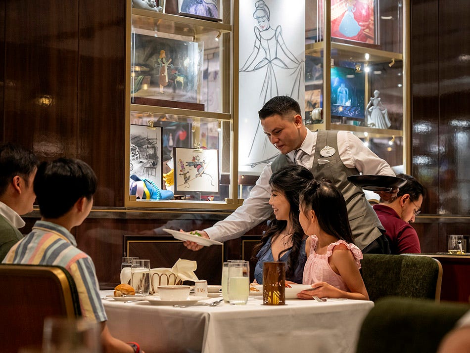 1923 dining room on Disney Wish