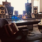 Cookie's Corner - #220 - Active vs Passive speakers - what's the difference?