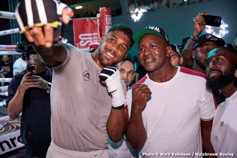 Evander Holyfield Says He's The Greatest, Not Ali!