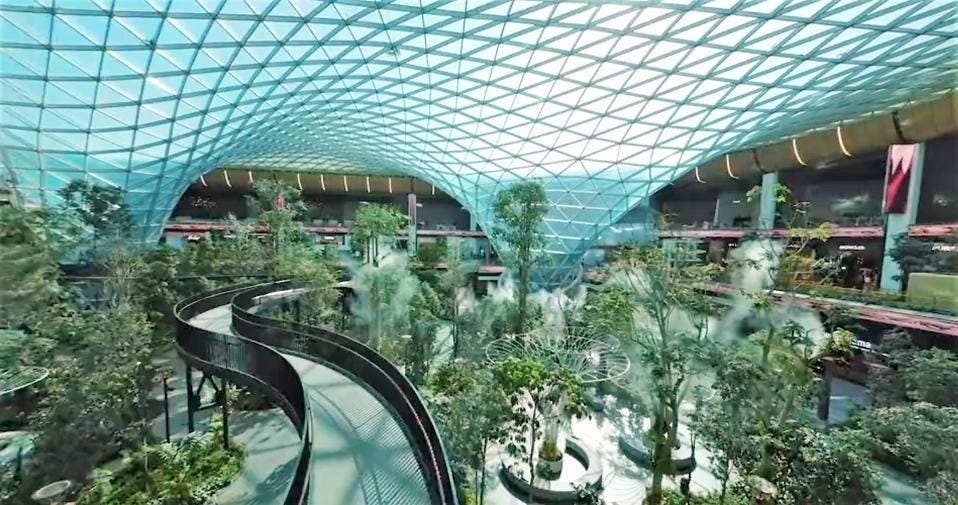 Qatar's Hamad Airport Unveils Extravagant Luxury Showcase Just Days Before  FIFA World Cup