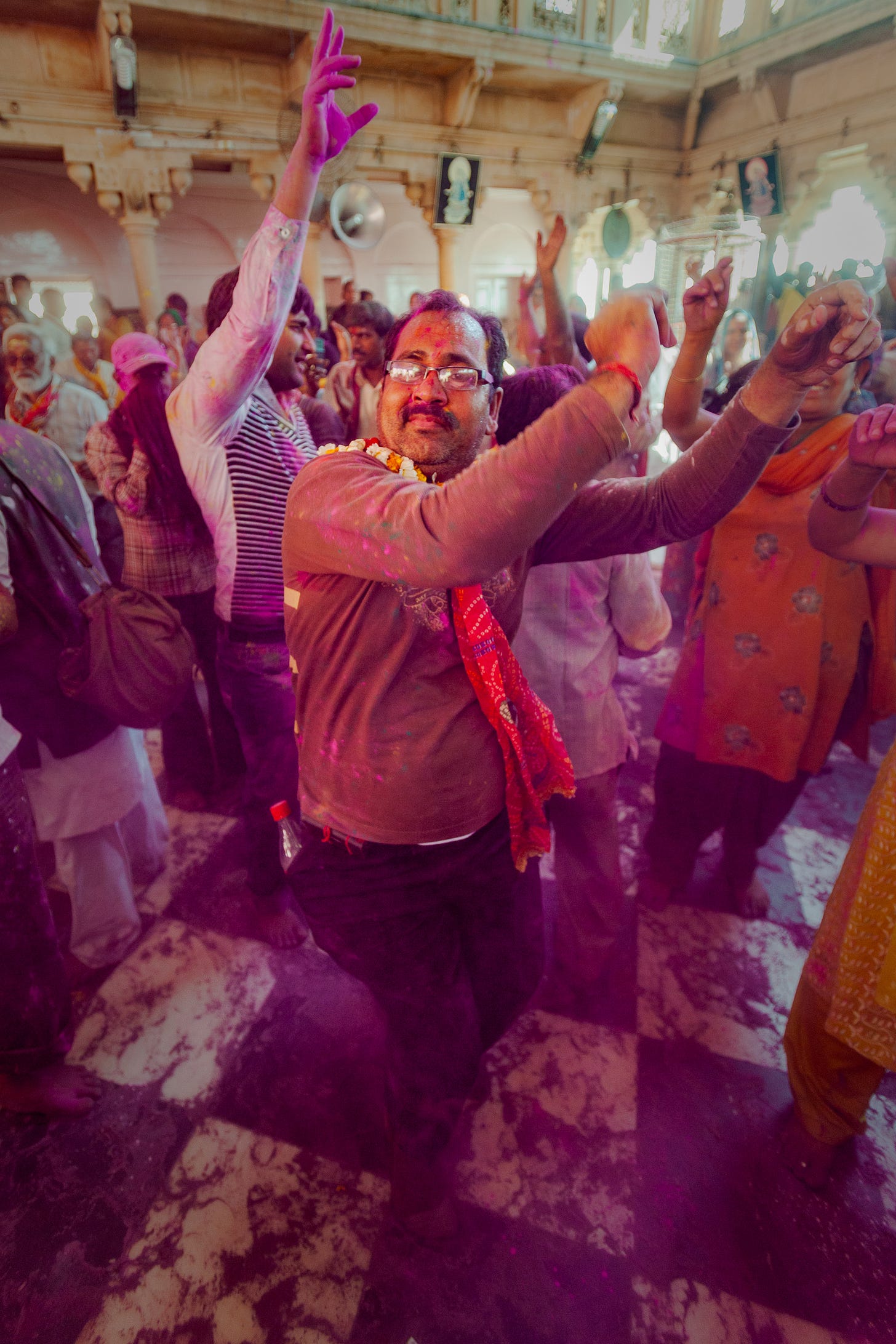 Radha Rani temple, Barsana, India. 1/200, ƒ/2.8, ISO 800, 16mm Radha Rani temple, Barsana, India. 1/200, ƒ/2.8, ISO 800, 16mm