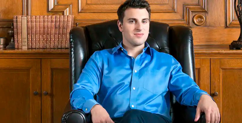 Quién es Brian Chesky?