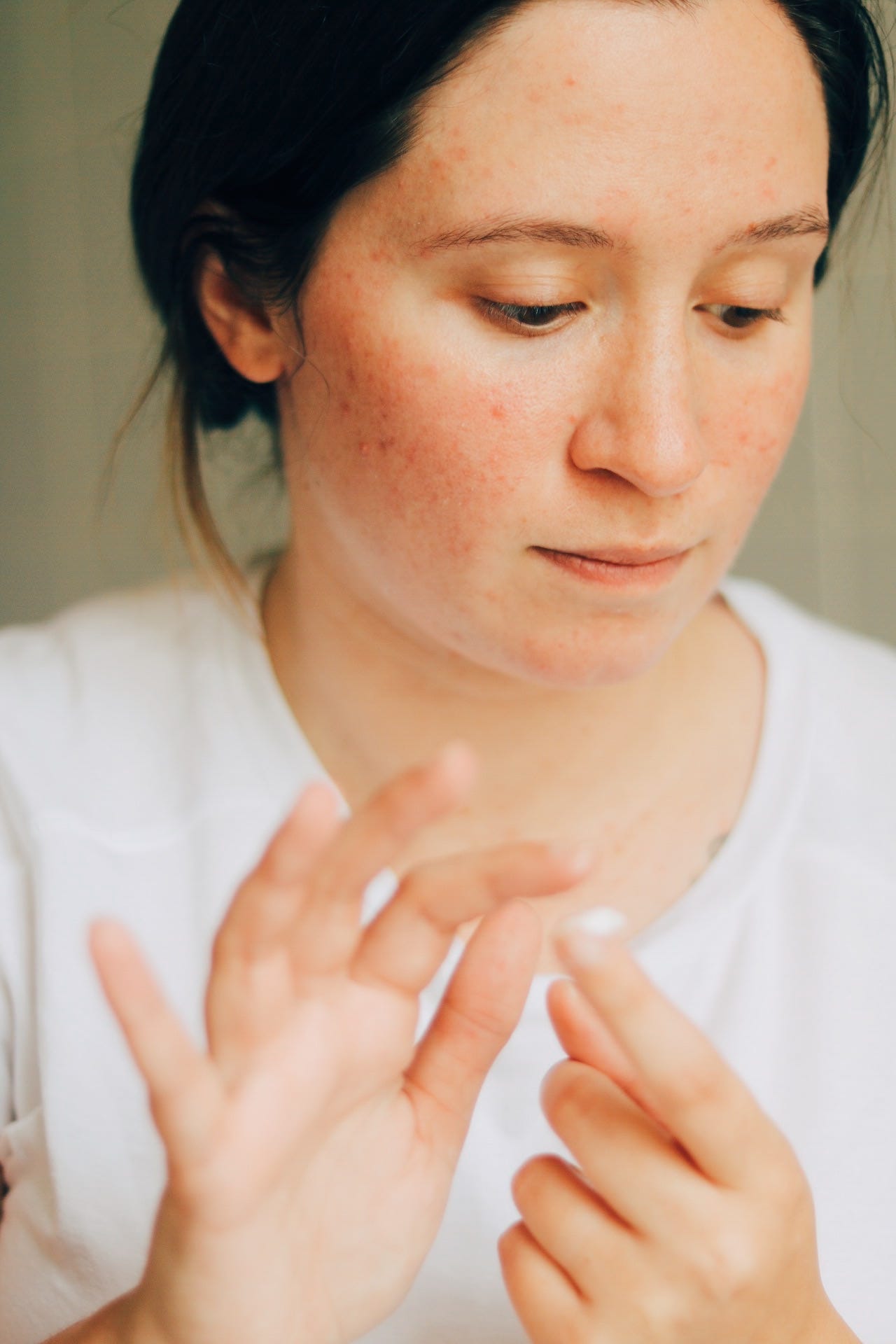 The Easiest, 3 Step Skin Care Routine for Women in their 20s The Easiest, 3 Step Skin Care Routine for Women in their 20s