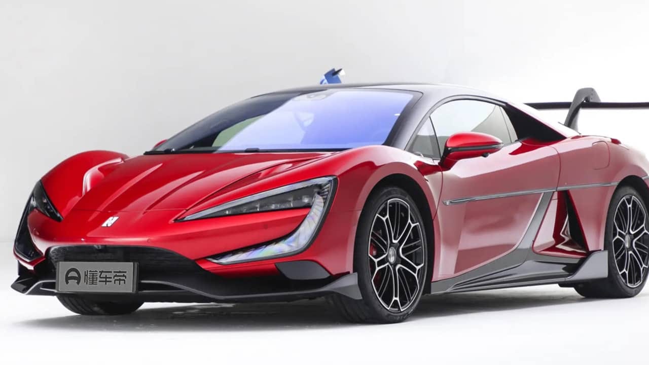World's Biggest EV Producer, Chinese BYD, Shows off a ...