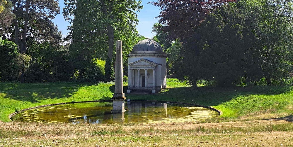 Pseudo Roman temple at Chiswick House
