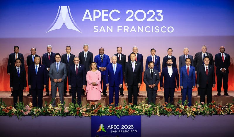 foto oficial en la Semana de Líderes de APEC 2023 foto oficial en la Semana de Líderes de APEC 2023