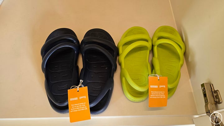 Deluxe One Bedroom Suite with Private Pool: The extras