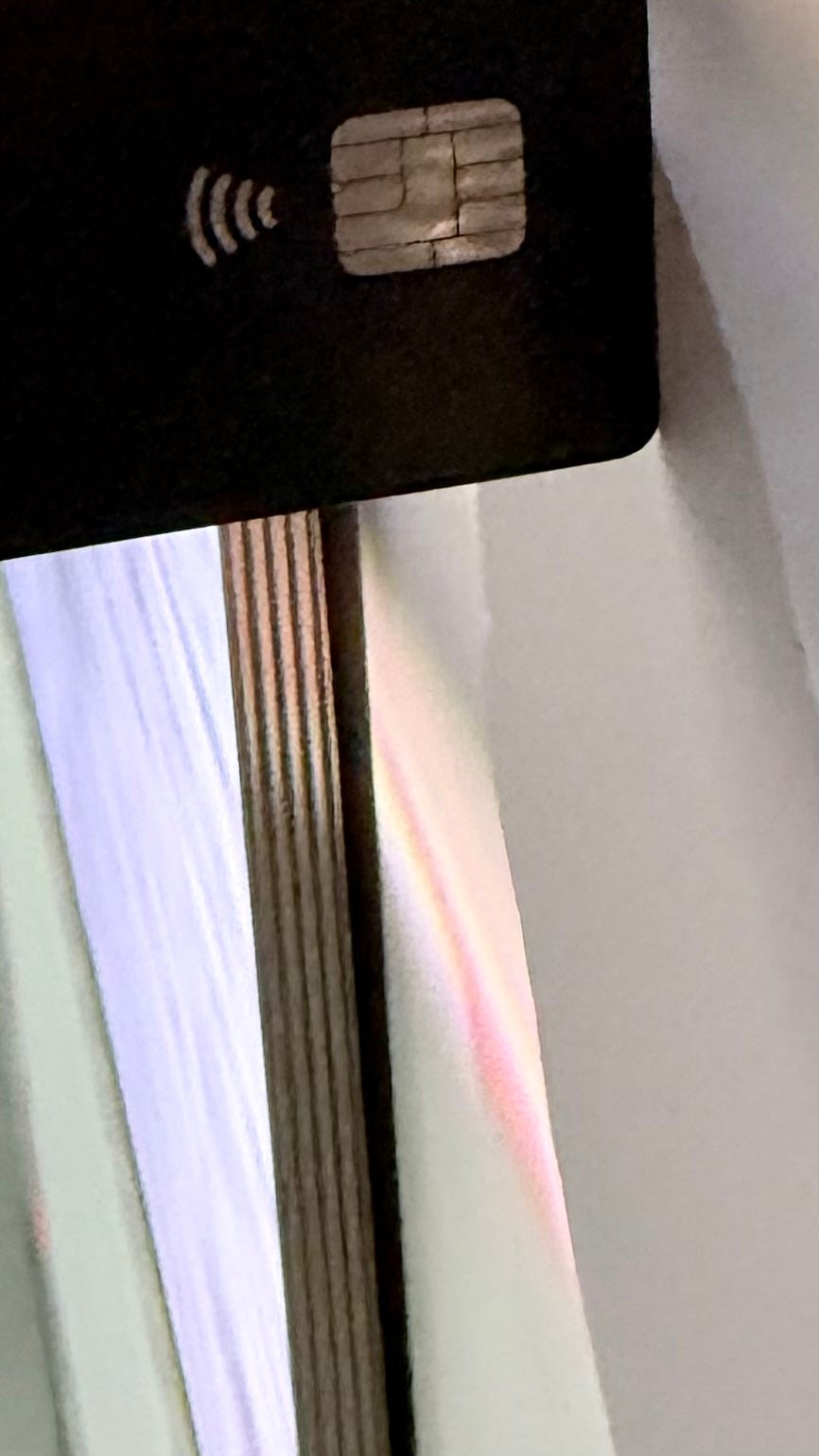 A close up of a window

AI-generated content may be incorrect.