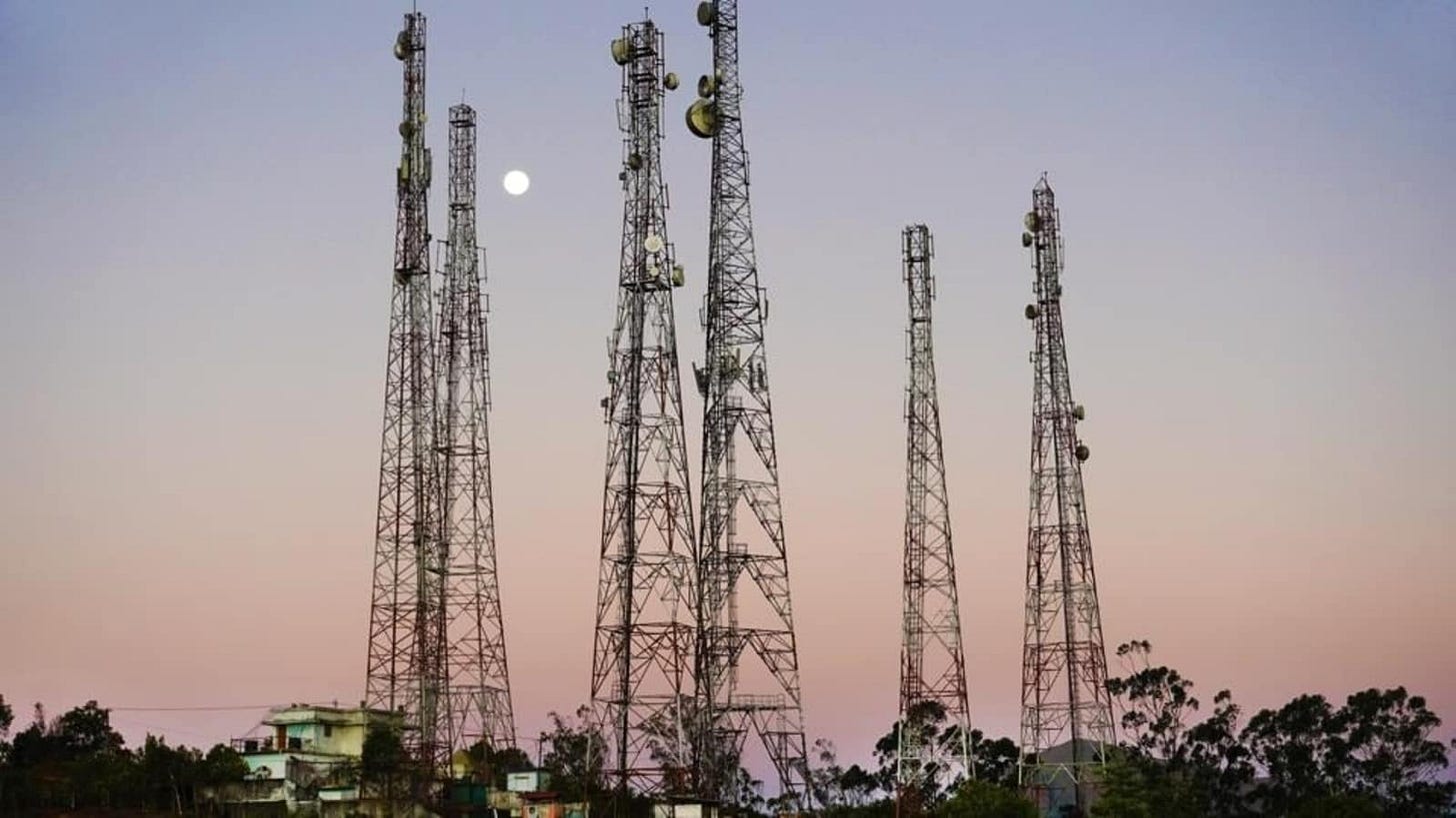 News updates from HT: Cabinet allows 100% FDI in telecom sector via  automatic route and all the latest news | Latest News India - Hindustan  Times