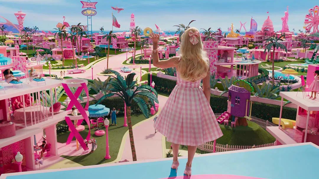 A Barbie vem aí: descubra três curiosidades por trás do novo filme da  boneca mais famosa do mundo - Itajaí Shopping