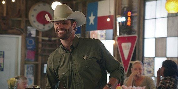 Jared Padalecki giving dorky smile smirk to Geri at Sidestep bar in Walker sucker punch. Jared Padalecki giving dorky smile smirk to Geri at Sidestep bar in Walker sucker punch.