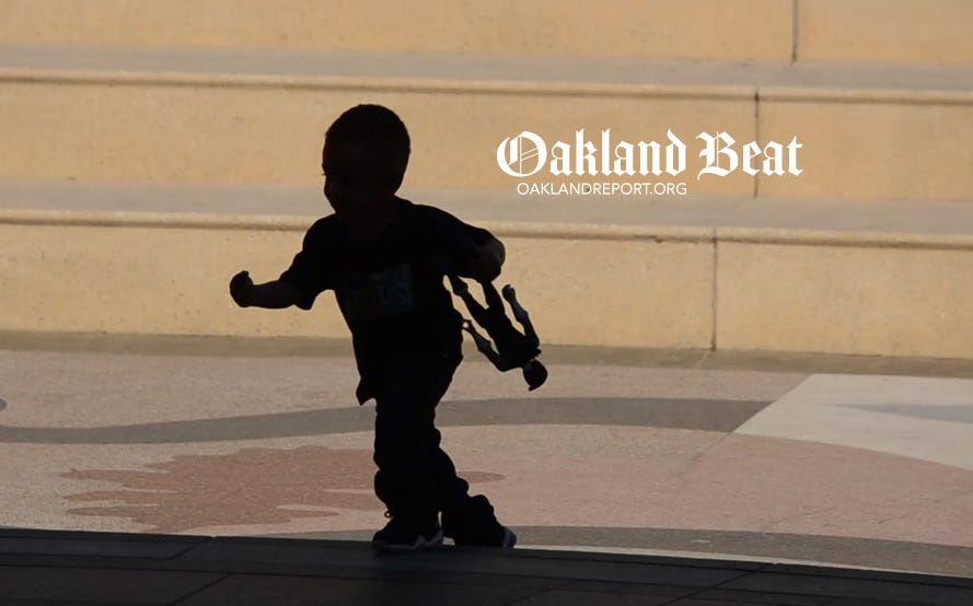 Oakland Unified School District is sliding back toward state receivership, less than 12 months after exiting two decades of state control. Despite intense media coverage and public discussion about the crisis, few observers seem willing to name the political force that appears to have driven it there. (Image source: Daniel Arauz / Creative Commons)